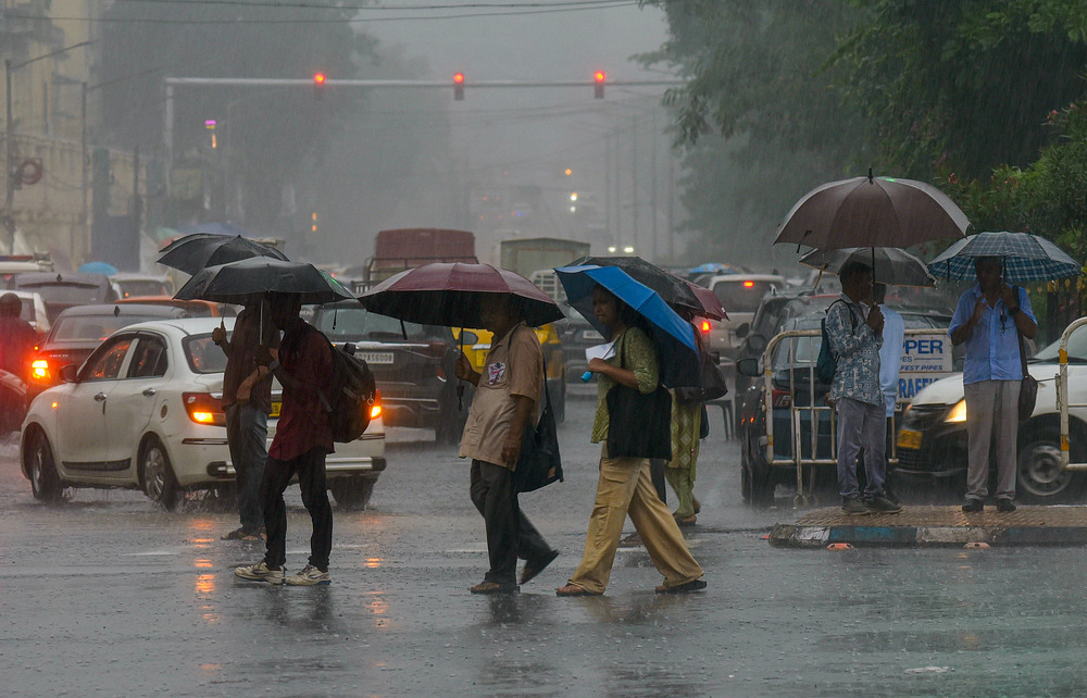 Heavy rain, gusty winds likely in parts of Tamil Nadu over next three days: IMD