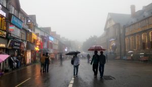 Himachal Pradesh : Schools closed in Kullu amid heavy rains; orange alert issued in three districts