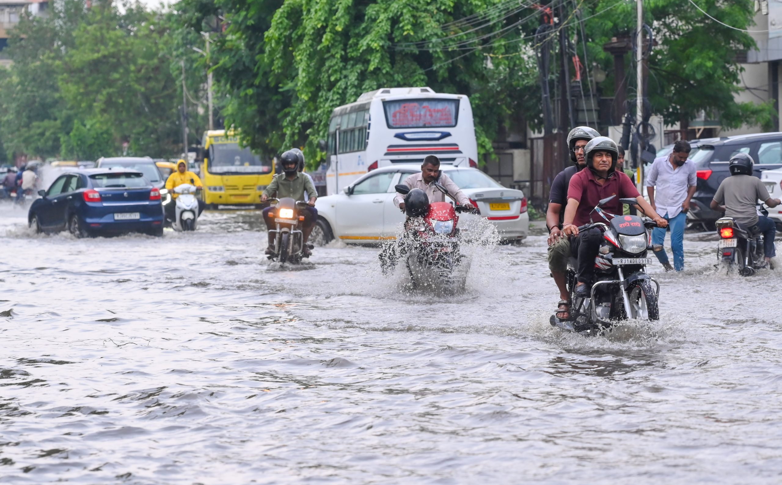 Heavy rain in parts of Rajasthan; waterlogging in many areas of Jaipur, Alwar