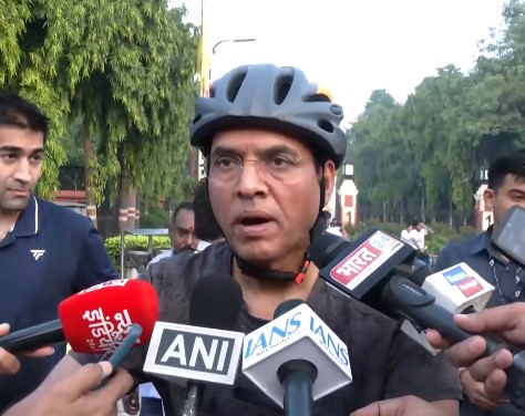 Har Ghar Tiranga Cycle Yatra promotes fitness, clean environment among citizens in Delhi