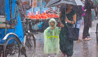 Heavy rain forecast in 3 Tamil Nadu districts; interior areas likely to see temperature rise