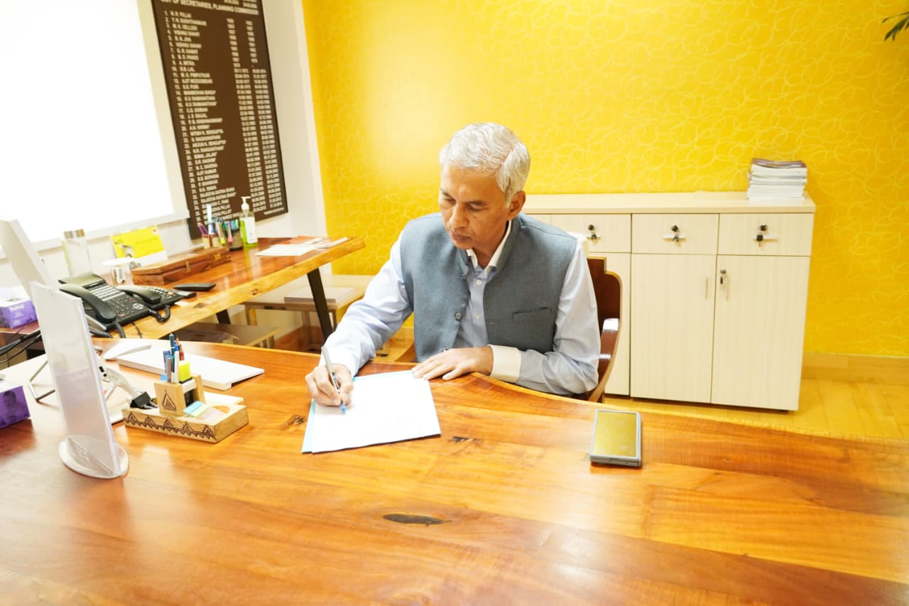 Anurag Jain takes charge as NITI Aayog CEO