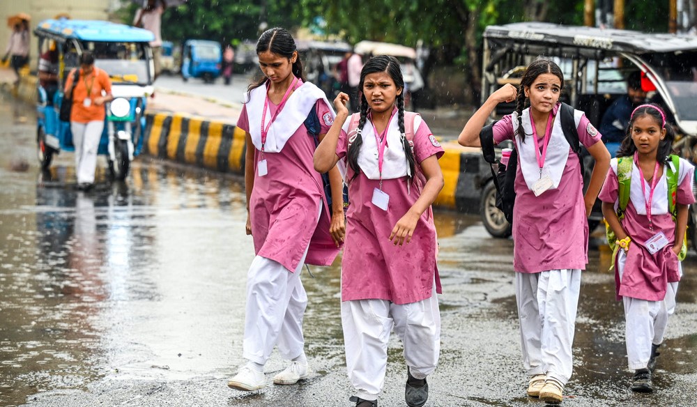 Heavy rain floods Rajasthan’s Dausa; roads and vegetable market waterlogged