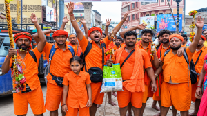 Third Monday of Sawan: Lakhs of devotees throng Shiva temples across India