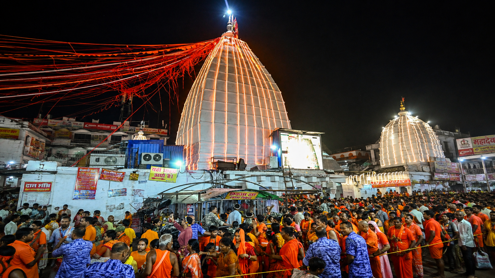 Devotees throng Baba Baidyanath Dham Deoghar on first Monday of Shravan; 2-3 lakh expected to visit temple