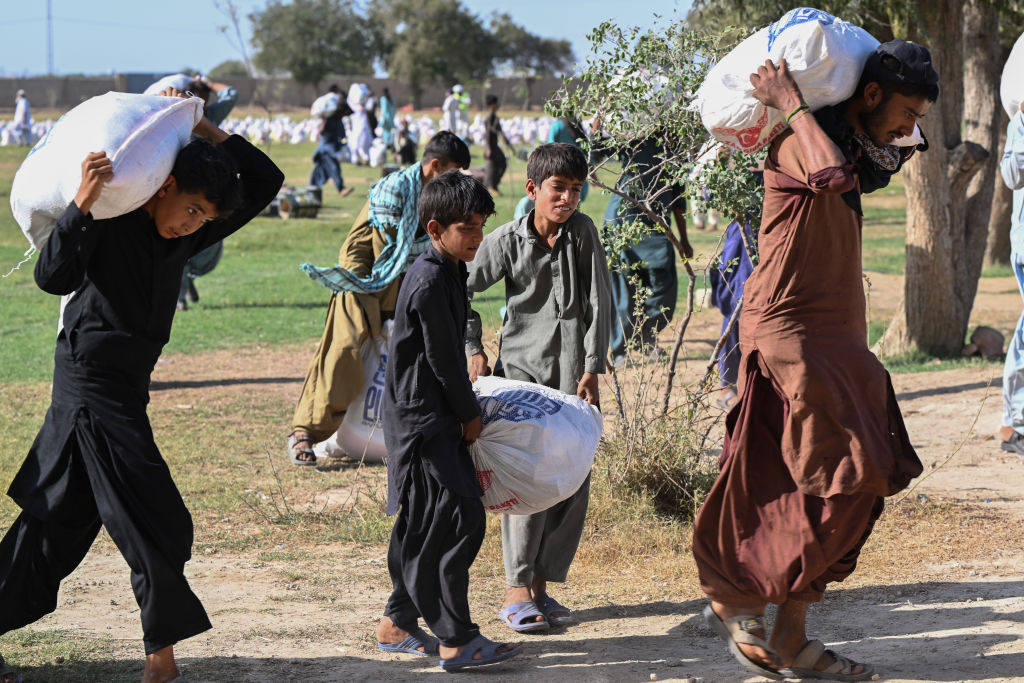Starving citizens, rich Generals: U.S. exposes Pakistan