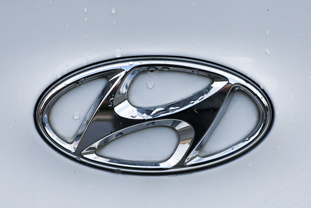 Hyundai Motor’s union stages first full strike in 10 years over wage talks