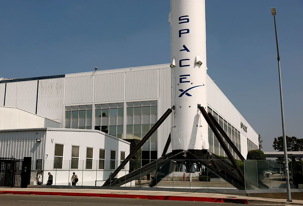 Piece of SpaceX rocket will crash into the moon Wednesday