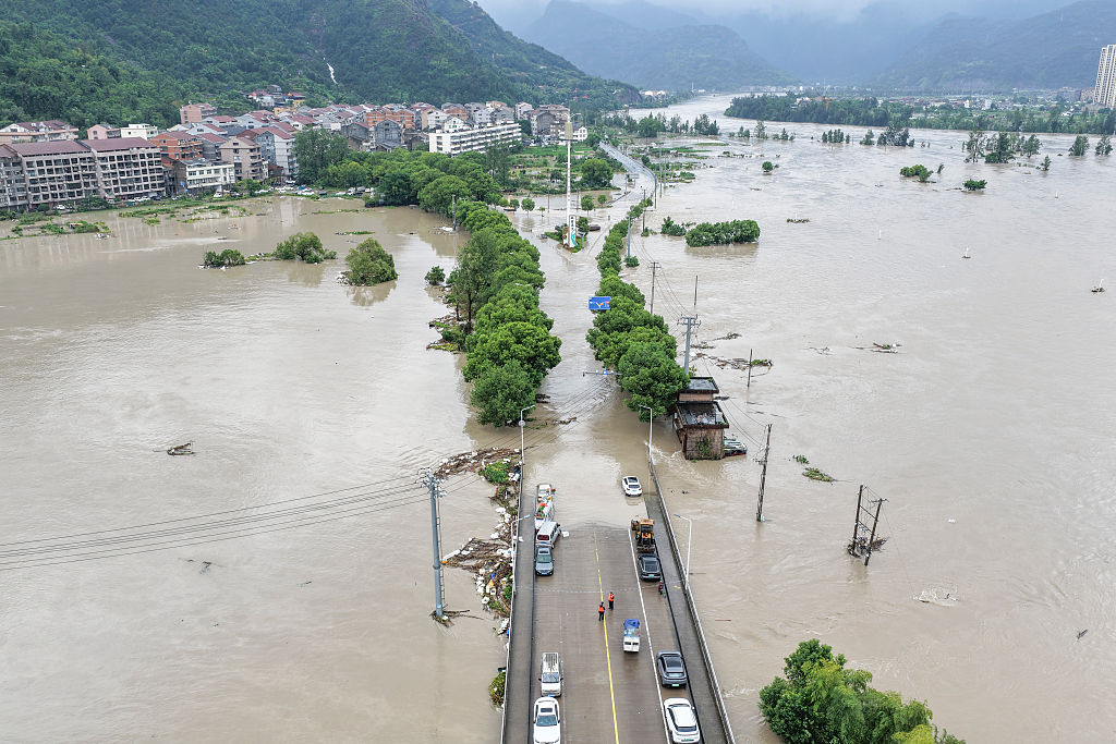 Typhoon Dolphin’s vast storm system pushes inland, threatens central China