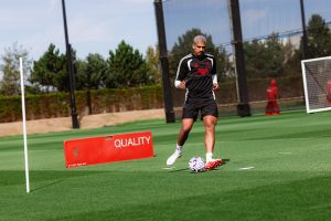 Liverpool bolster injury-hit defence with loan signing of Barca's Araujo