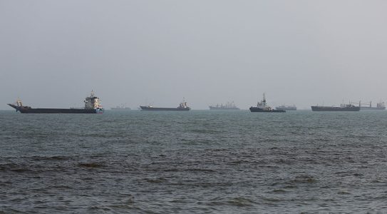 Vessel struck by unknown projectile in Strait of Hormuz, crew casualty reported, UKMTO says