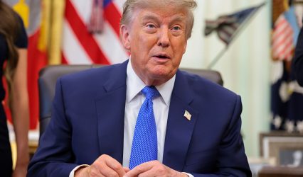 US could not verify Israeli warnings of Iran plots against Trump, sources say