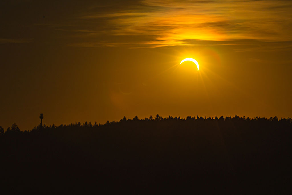 Total darkness, then sunset as full eclipse wows spectators in Spain