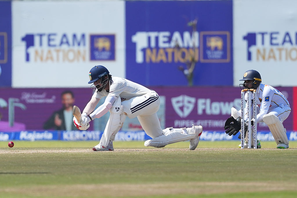 India set Sri Lanka 372 to win Galle Test