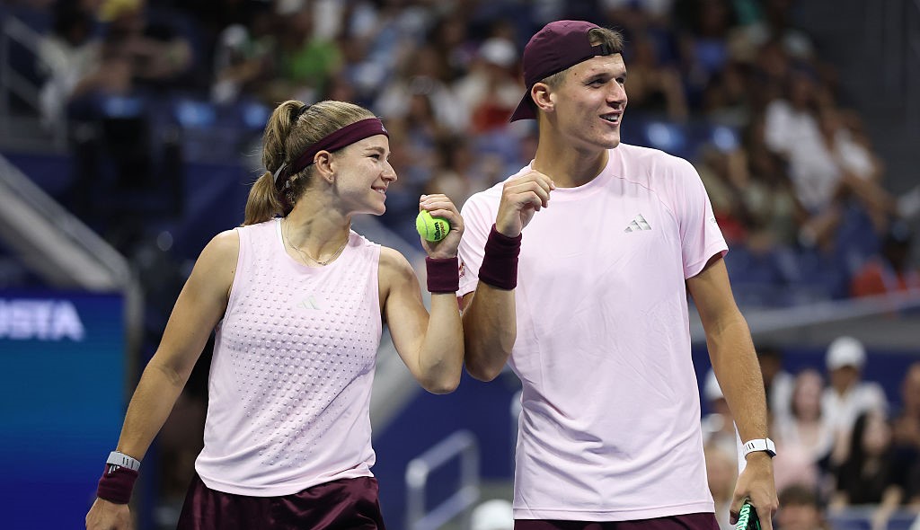 Muchova and Mensik win US Open mixed doubles title