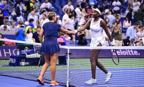 Kenin beats Venus Williams in late-night US Open encounter