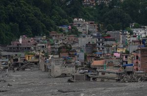 Nepal flood death toll crosses 1,000, rescuers reach remote areas