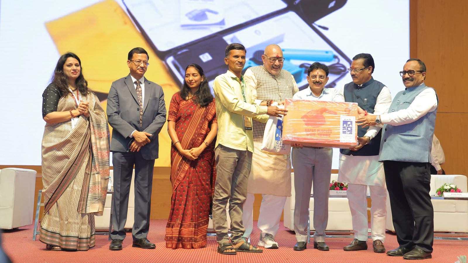 Giriraj Singh reaffirms push to transform India’s cotton sector at CCI’s 56th Foundation Day