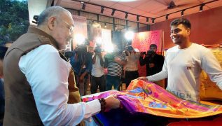 Giriraj Singh inaugurates Handloom Haat at Delhi's Janpath, showcasing India’s rich handloom heritage and craftsmanship