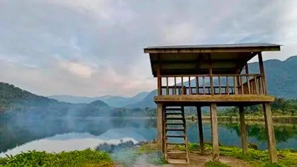 Glaw-Lake-Arunachal-4