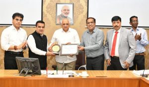 Gujarat CM felicitates three govt hospitals for national organ donation awards