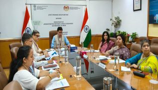 India, Malaysia review cooperation in public administration, governance reforms