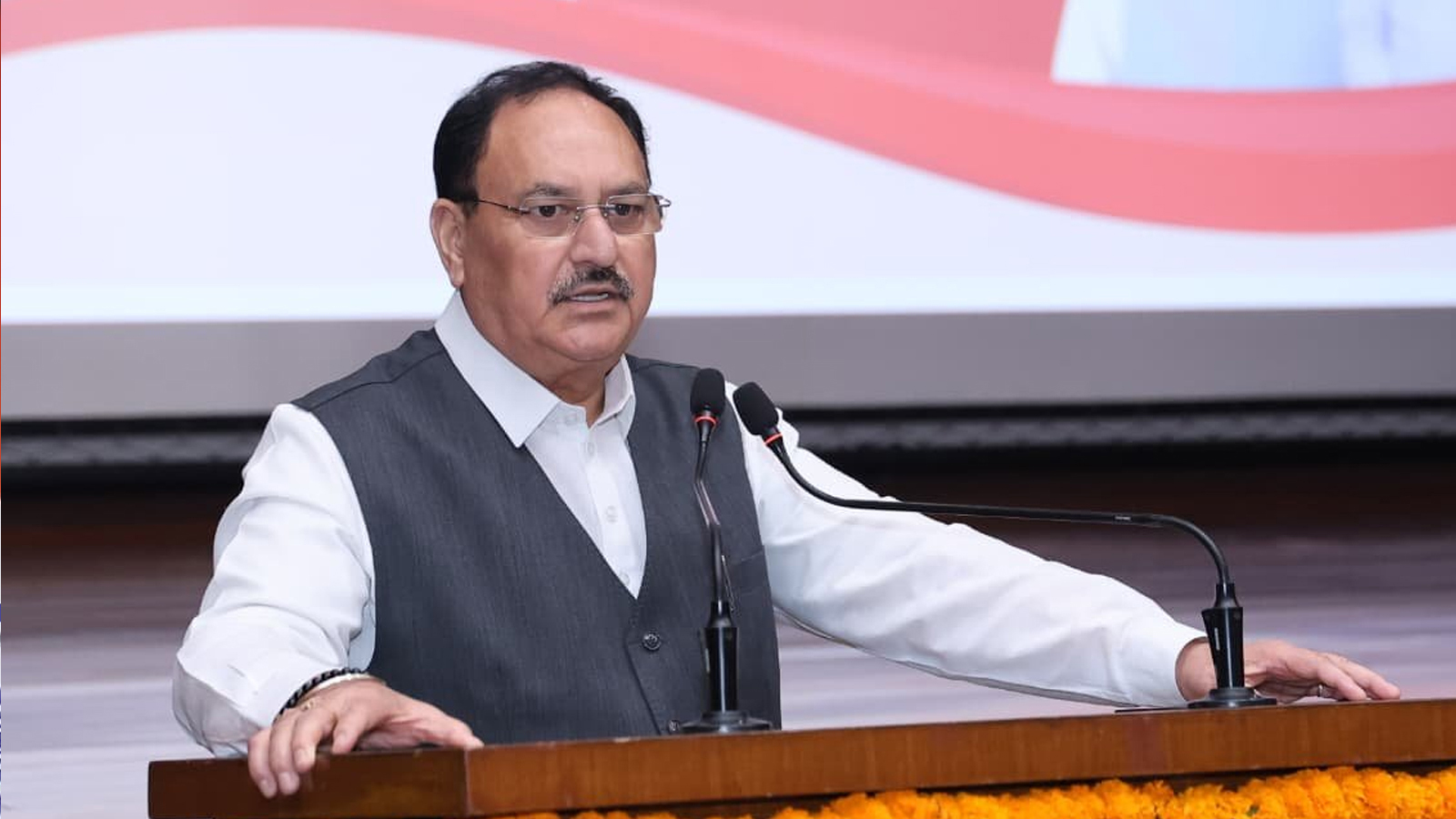 Health Minister Nadda calls on Karnataka, Kerala MPs to intensify efforts for TB-free India