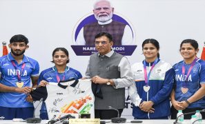 Sports Minister Mandaviya felicitates CWG 2026 medallists, urges athletes to mentor future champions
