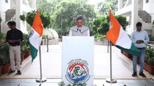 MoEFCC officials participate in mass singing of ‘Vande Mataram’ under Har Ghar Tiranga campaign
