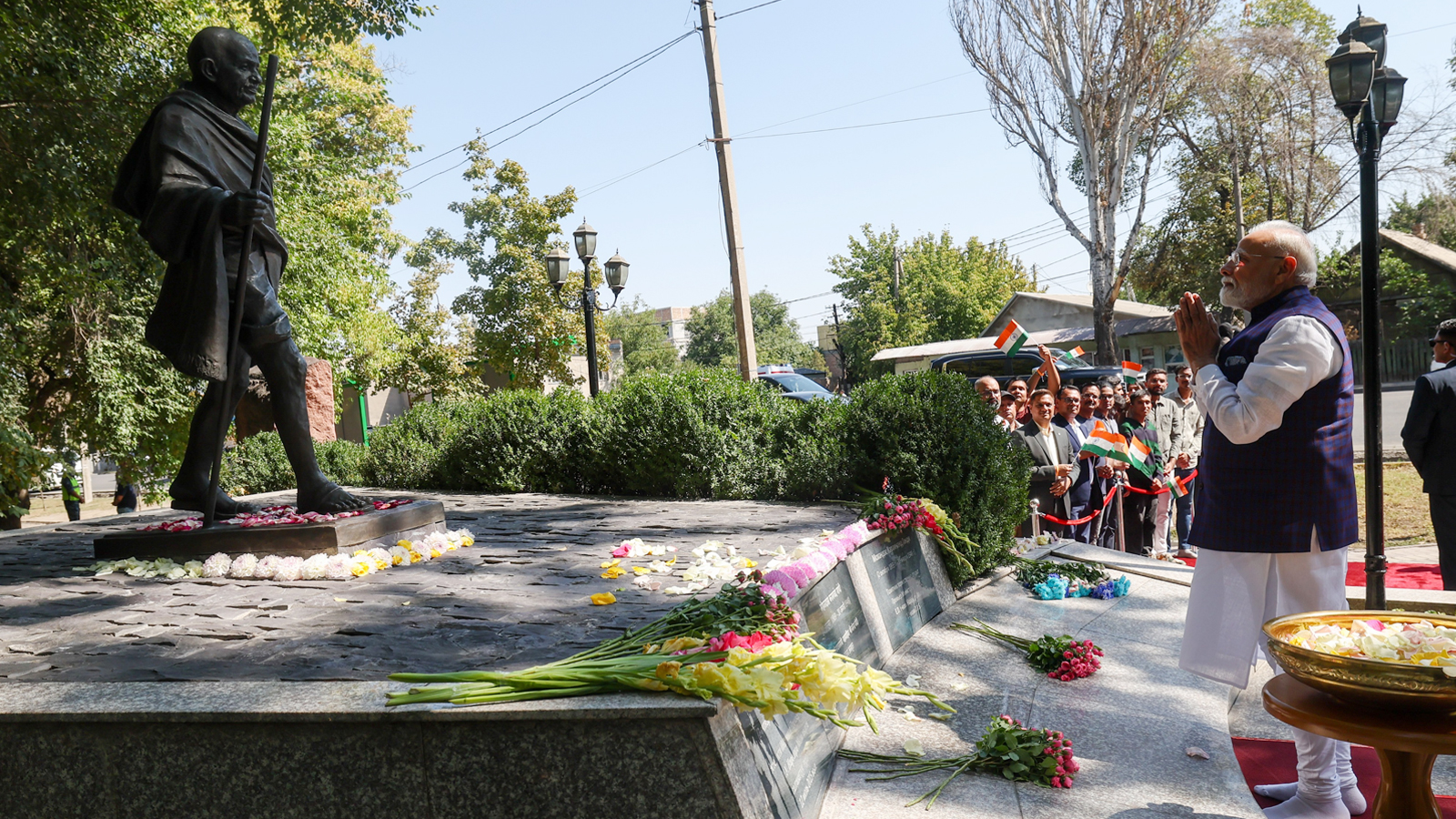 PM Modi pays floral tribute to Mahatma Gandhi in Bishkek, meets diaspora and other community members