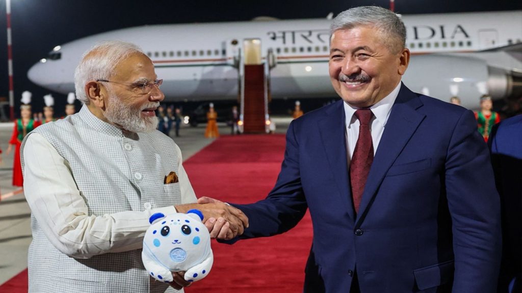 PM-Modi-Bishkek-7