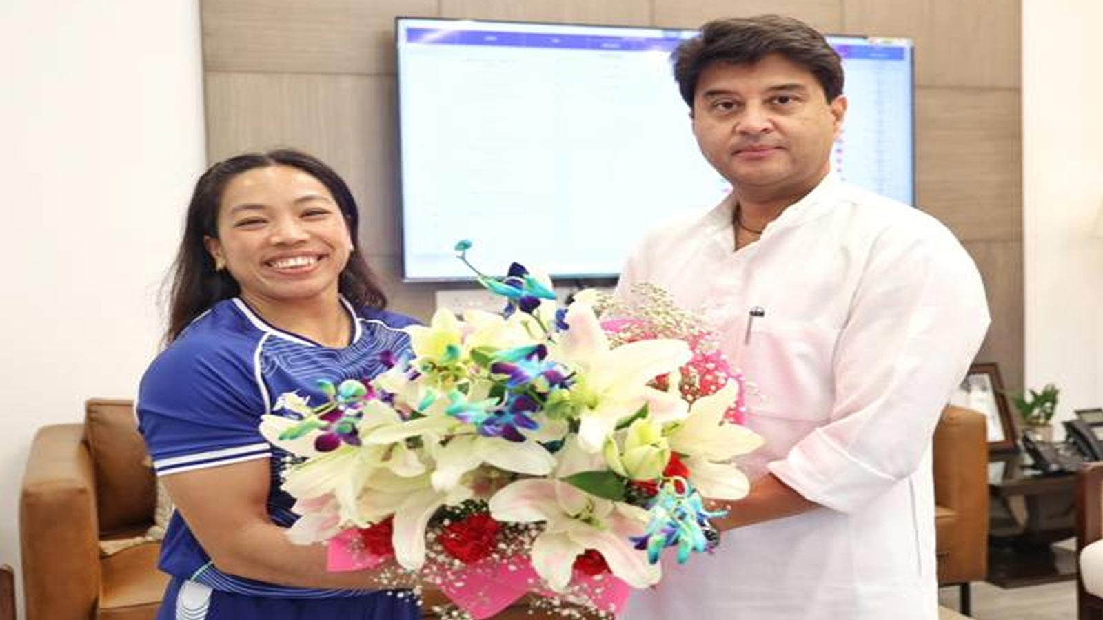 Jyotiraditya Scindia meets Mirabai Chanu after her historic CWG Gold