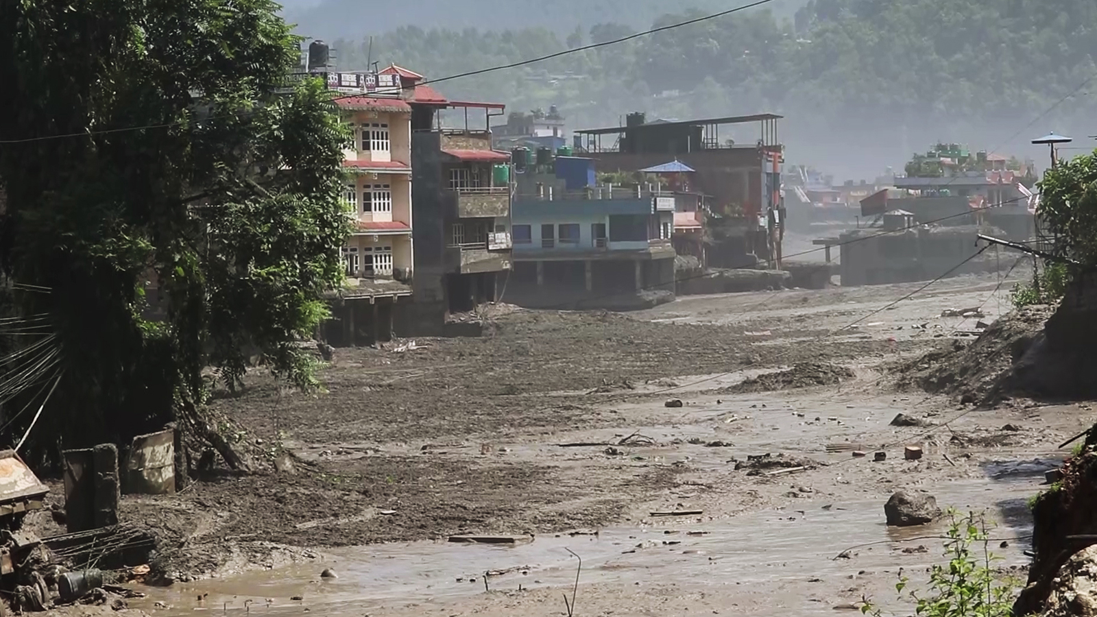 President Murmu, V-P Radhakrishnan express grief over loss of lives in Nepal floods