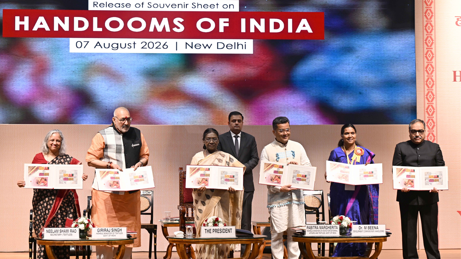 President Murmu presents top handloom awards, calls for technology-driven growth of India’s weaving sector