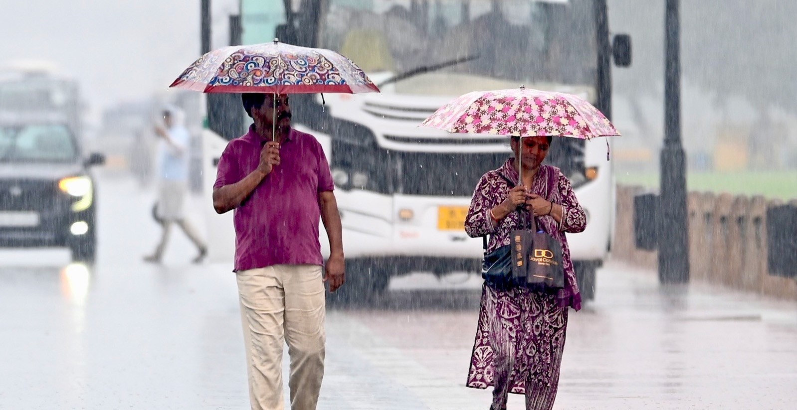 Weather alert issued for 17 Bihar districts; rain, lightning forecast