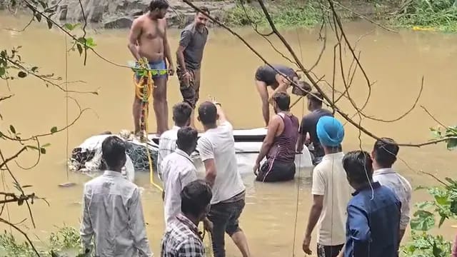 President Murmu express grief over deaths of Odia tourists in MP river accident