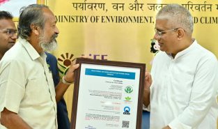 Environment Minister Bhupender Yadav hands over India's first PRAMAAN certificates for forest plantation and bamboo farming