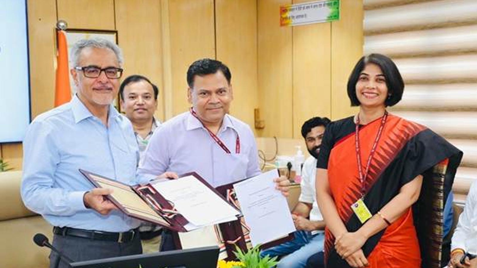 DFPD, FCI sign MoU to improve foodgrain management through technology and performance targets