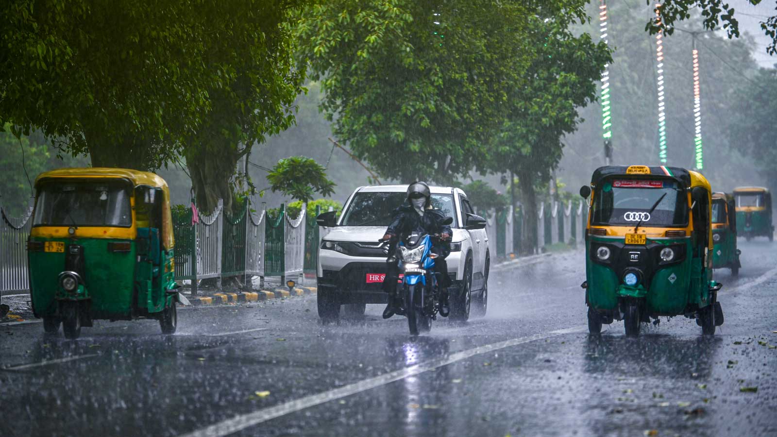 Rain likely to return to Delhi from Sept 26; IMD issues alerts across India