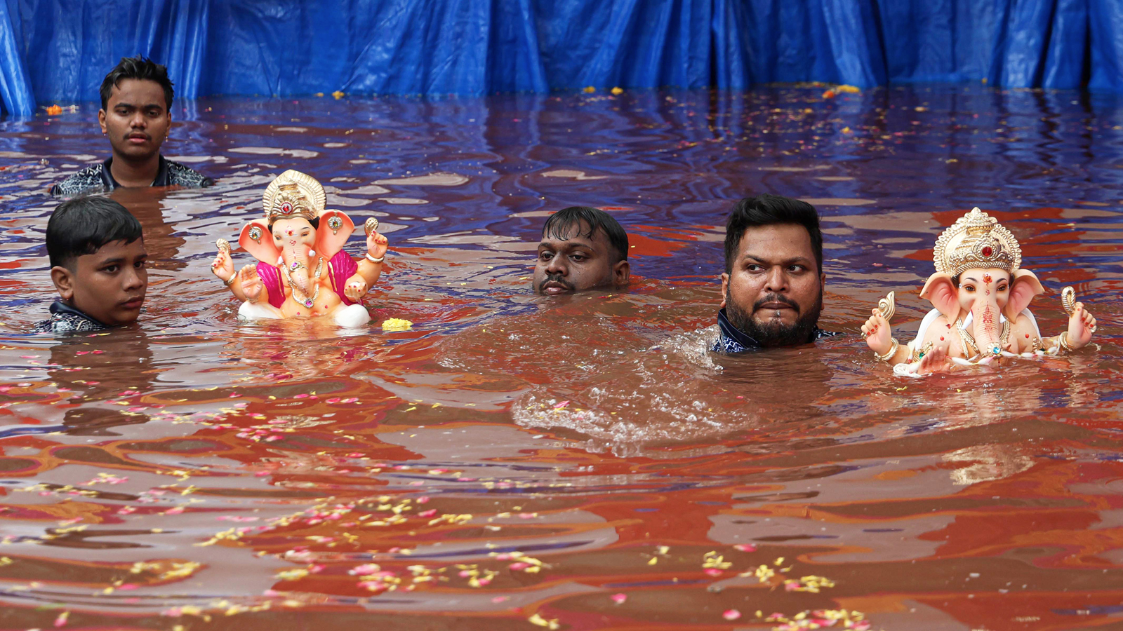 Ganesh immersion processions begin across Mumbai amid chants, dhol-tasha beats