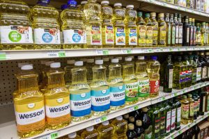 Govt Cuts Import Duty on Crude Edible Oils to Moderate Domestic Prices