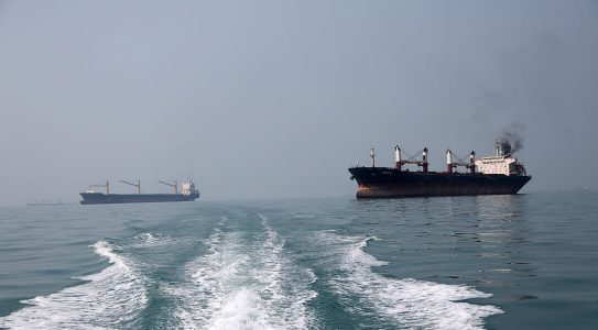 Iran links reopening of Strait of Hormuz to US meeting its conditions; US renews West Asia travel alert