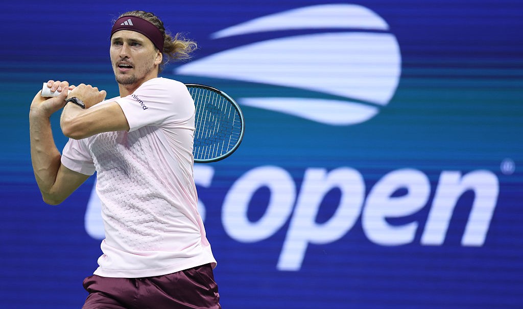 Alexander Zverev passes Botic Van de Zandschulp test to reach US Open semis