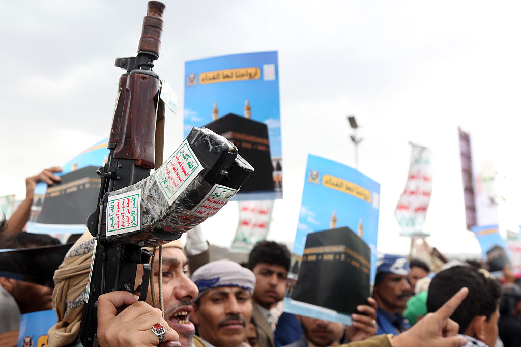 Houthis push for control of Yemen highlands as Trump reported to have called off airstrikes