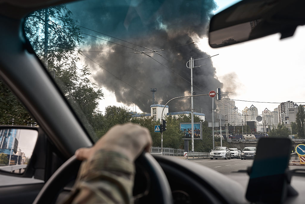 Russia pounds Kyiv with drone strikes after Zelenskiy-Trump talks