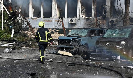 Russia’s attacks disrupt internet services to 100,000 households in Kyiv, Ukrainian ministry says