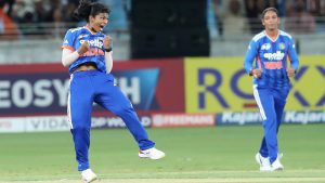 India thrash Pakistan by seven wickets, stay unbeaten in Women’s Asia Cup group stage