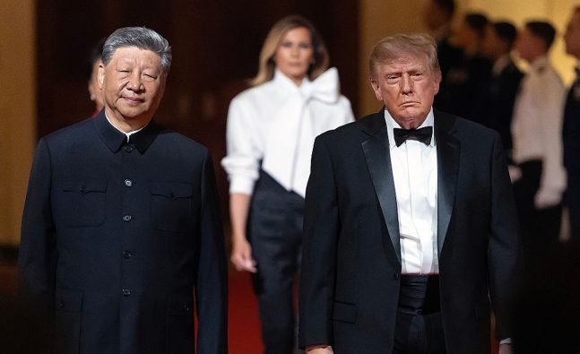 Trump welcomes China's Xi with fanfare, but no breakthroughs emerge
