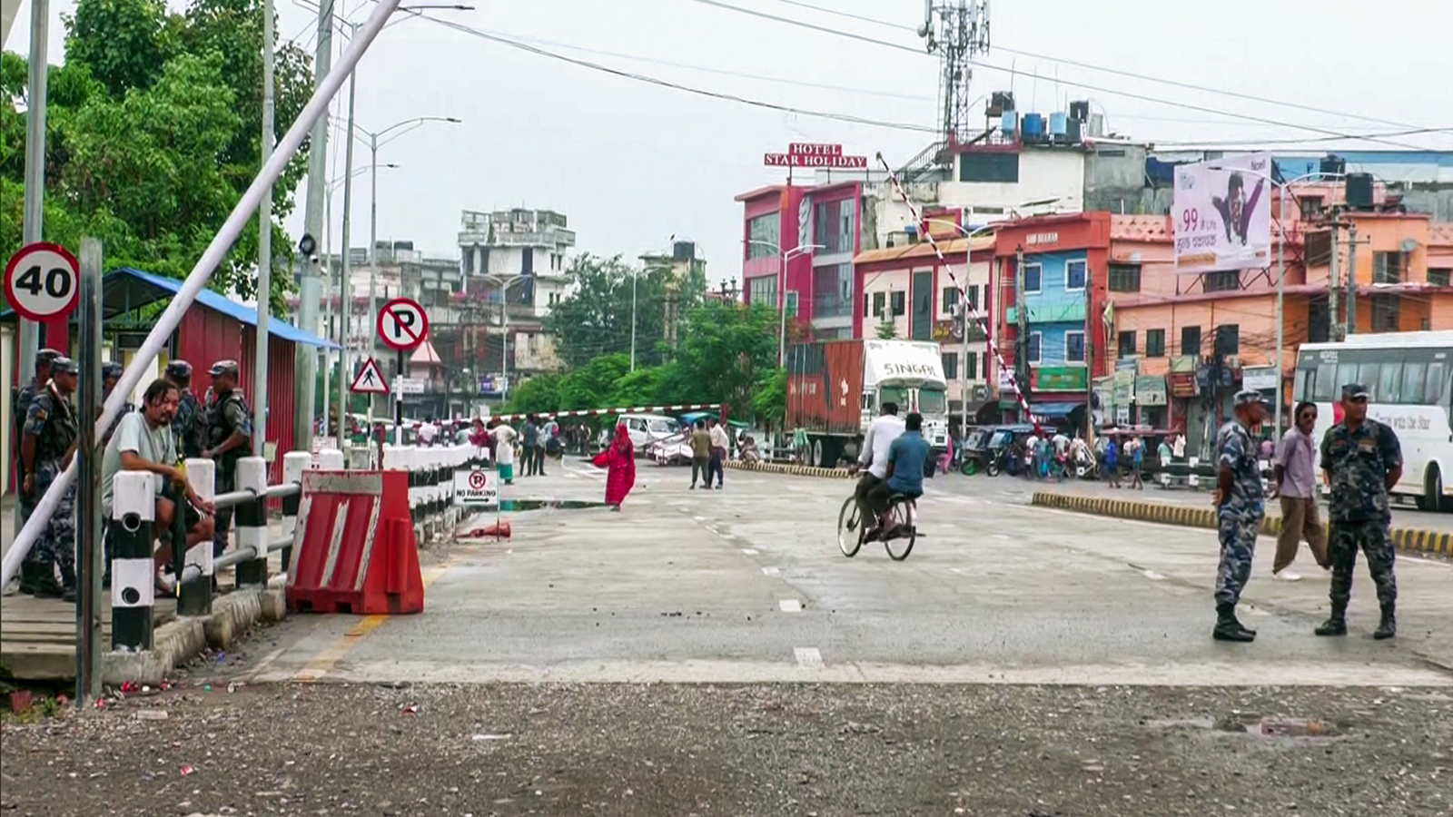 Nepal flood victims’ bodies handed over to police at Sonauli border