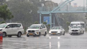 Rain lashes parts of Delhi as IMD forecasts heavy showers across several states